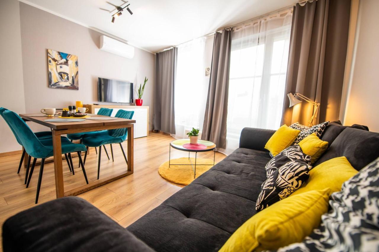 Apartament Miodowa 42 Z Miejscem Parkingowym Cracovia Exterior foto