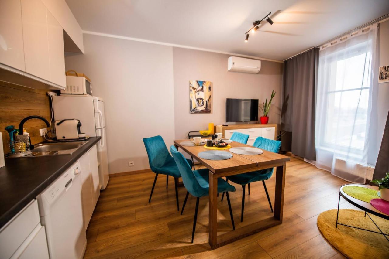 Apartament Miodowa 42 Z Miejscem Parkingowym Cracovia Exterior foto