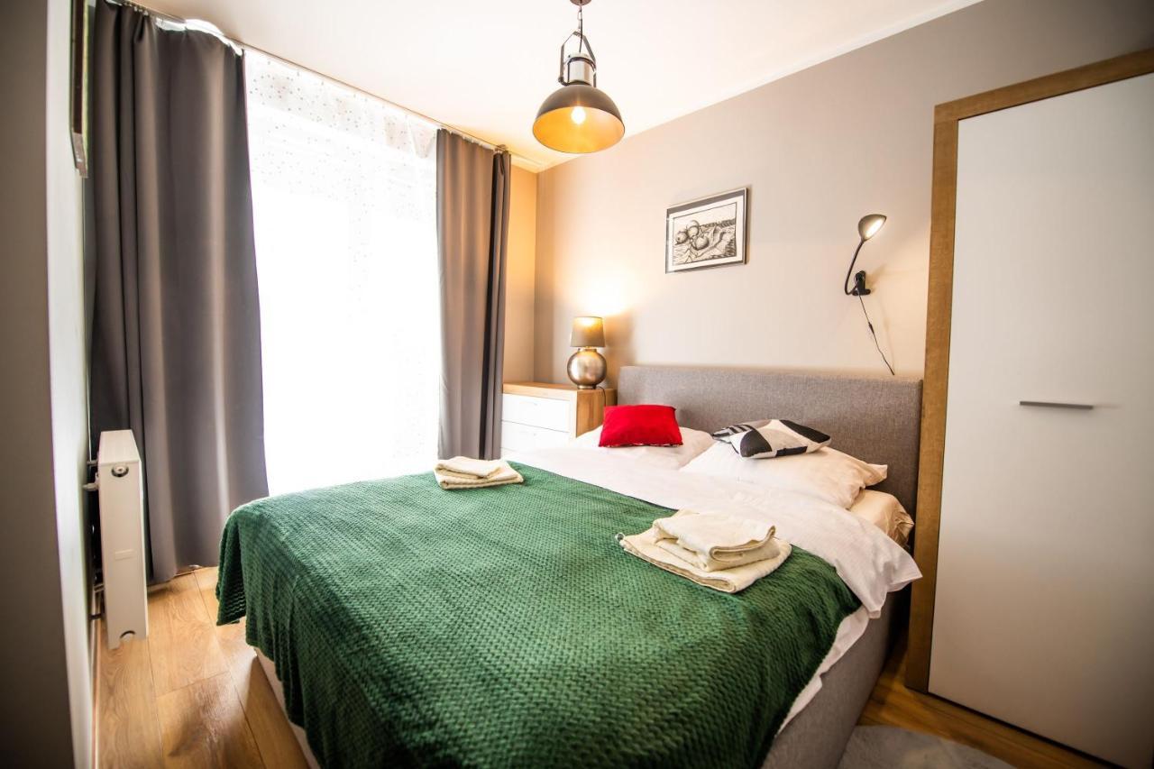 Apartament Miodowa 42 Z Miejscem Parkingowym Cracovia Exterior foto